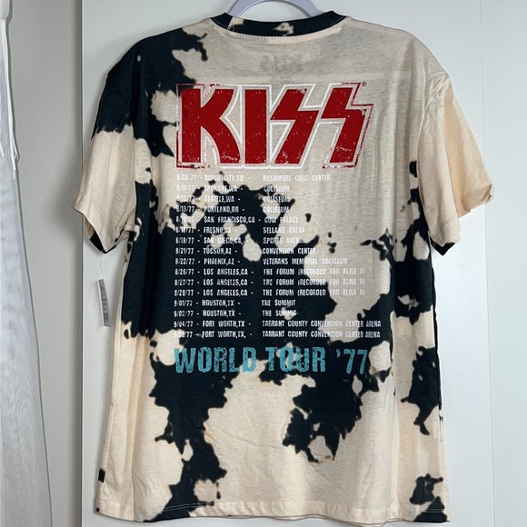 KISS rocker T-shirt - Picture 3 of 5